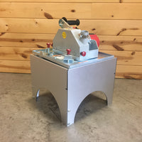 Motor carriage stand